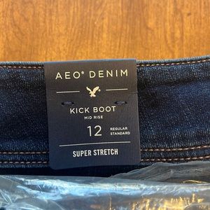 NWT American Eagle kick boot mid rise denim jeans size 12